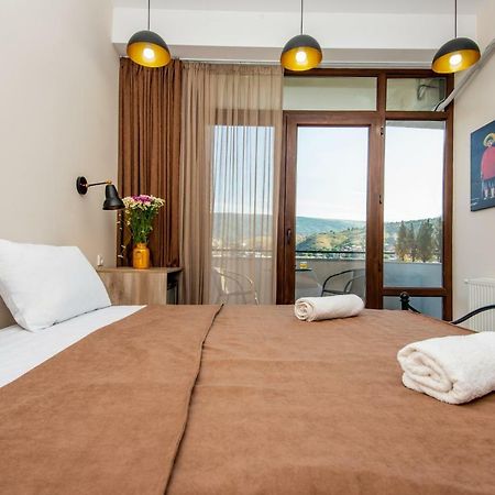 Tonusi Luxe Hotel In The Historic City Center Tbilisi Exteriör bild