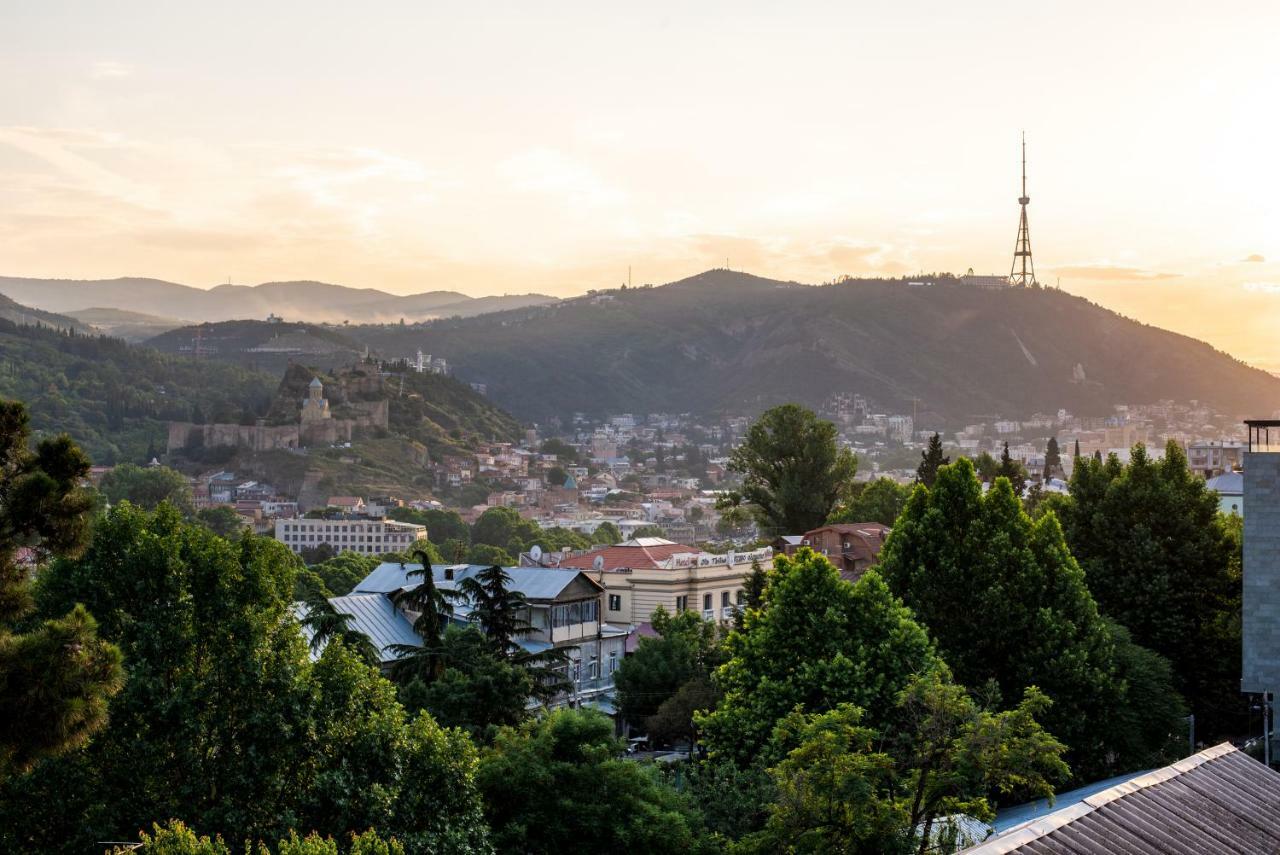 Tonusi Luxe Hotel In The Historic City Center Tbilisi Exteriör bild