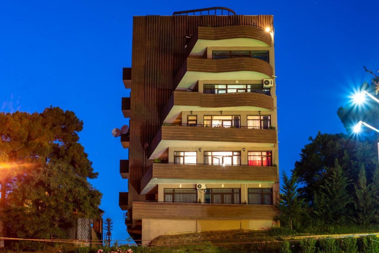 Tonusi Luxe Hotel In The Historic City Center Tbilisi Exteriör bild