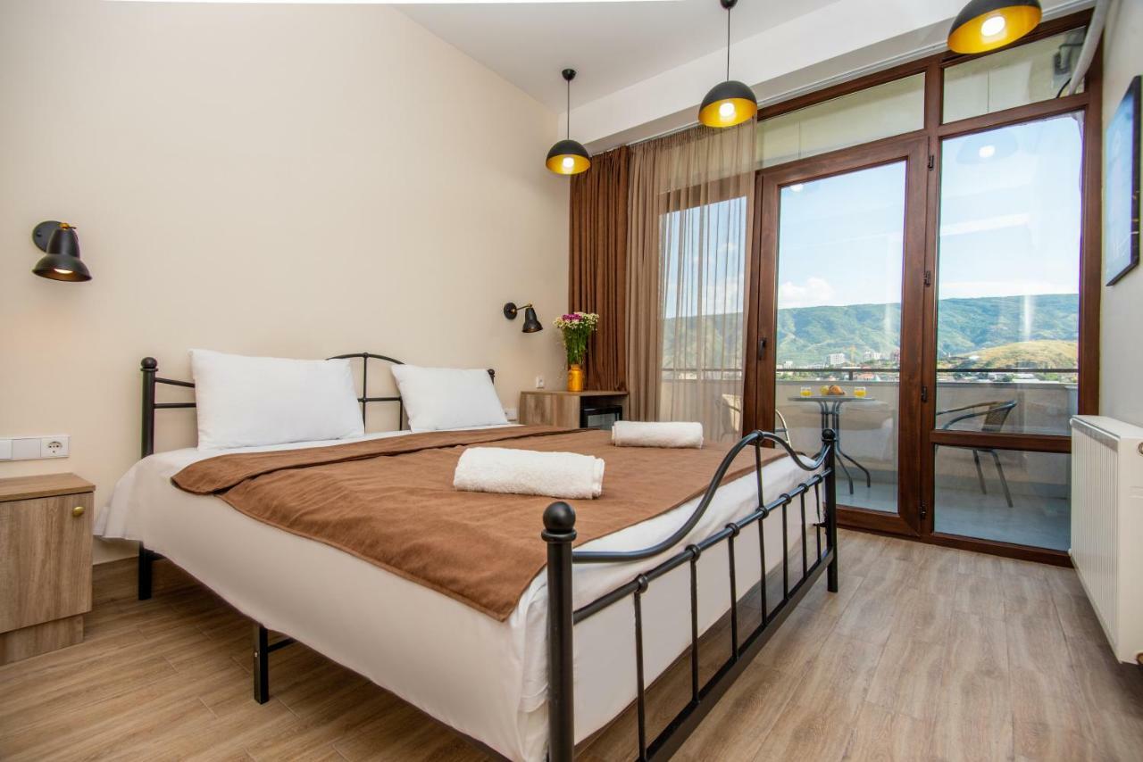 Tonusi Luxe Hotel In The Historic City Center Tbilisi Exteriör bild